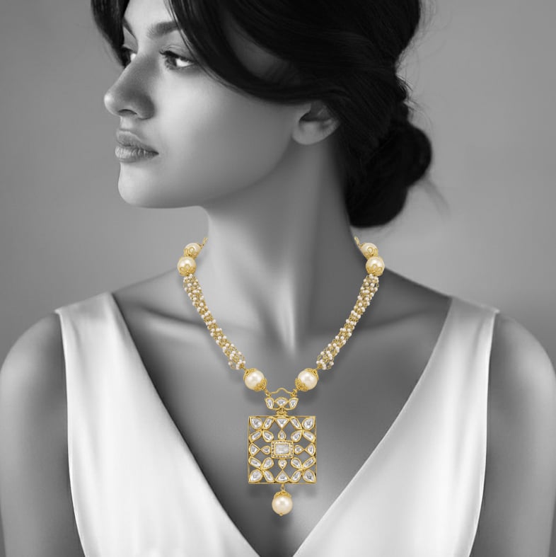 Polki Pendant Necklace with Pearls & Gold Accents